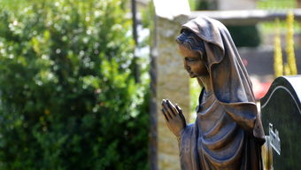 fb体育APP-世界击剑大奖赛中国队包揽女子团体金银，世界击剑冠军