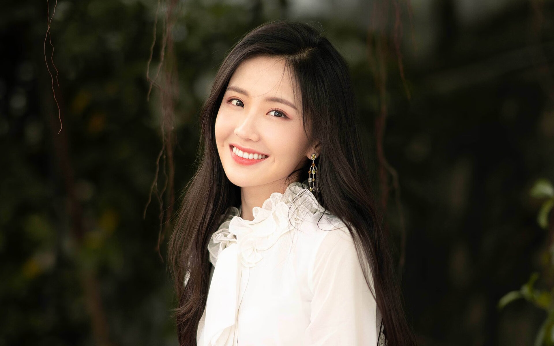 FB SPORTS-斯文施瓦茨800米发挥稳定，拳击施瓦茨