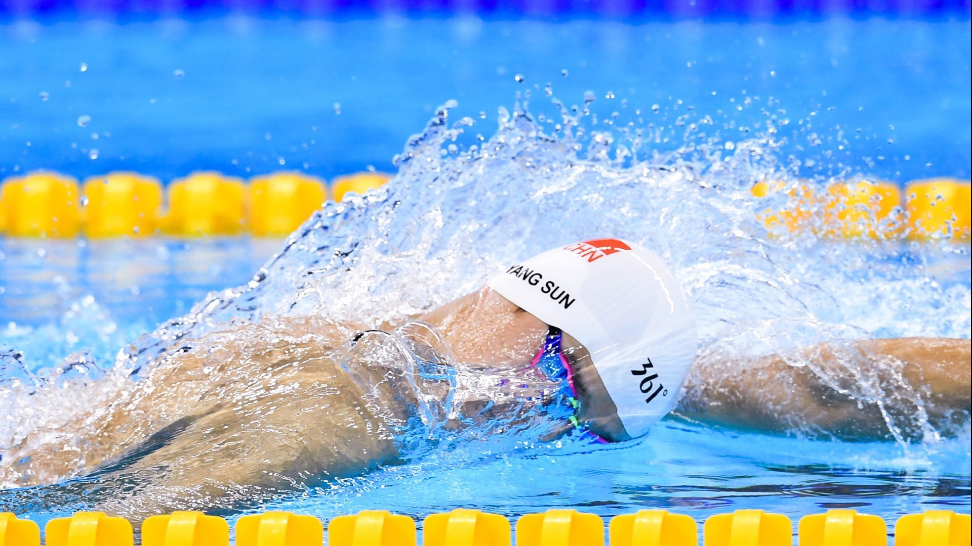 现代科技虚拟现实体育争霸，未来运动新风尚，虚拟现实技术给电竞赛事带来的创新